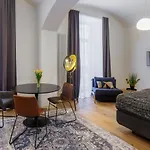 Mn6 Luxury Suites By Adrez