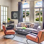 Mn6 Luxury Suites By Adrez